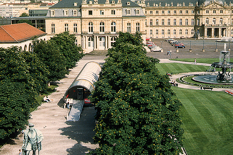 TT espace mobile sur la place centrale de Stuttgart, 1992