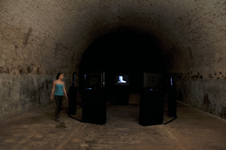 Installation vidéo, Biennale d'art contemporain, Selest'Art 09